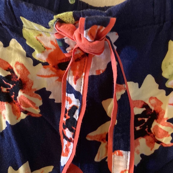 Joe Fresh blue with orange flowers pj shorts - size medium - Picture 2 of 7